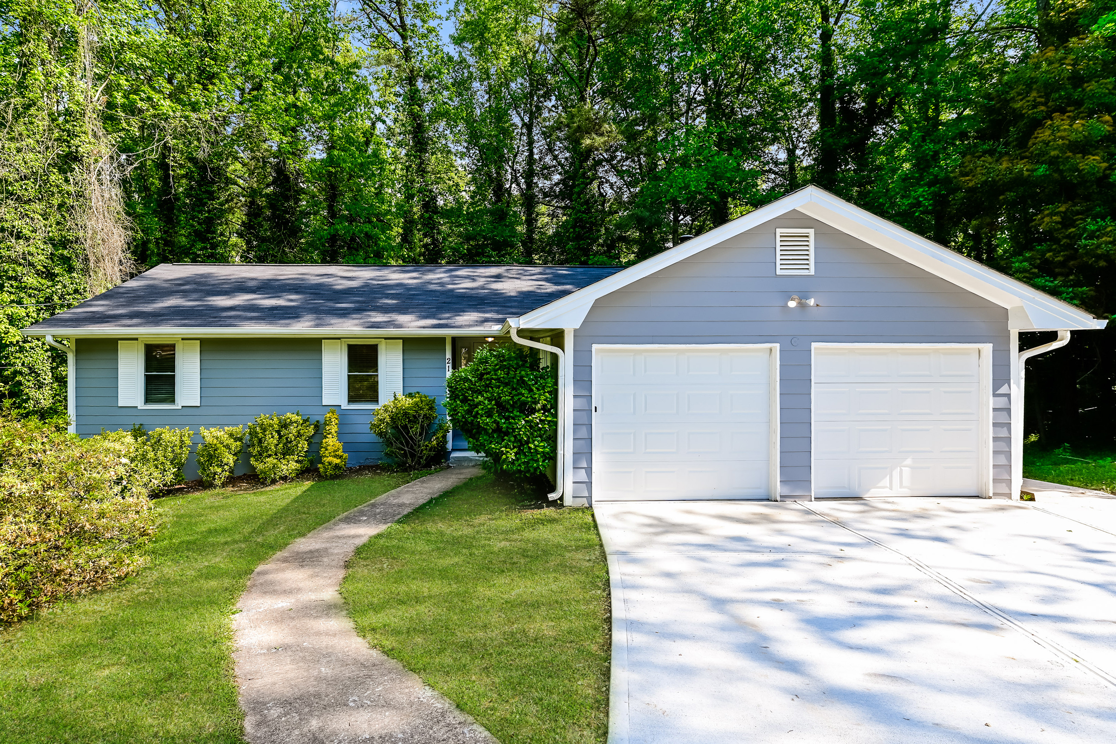 21 JULIANA COURT ELLENWOOD, GA 30294